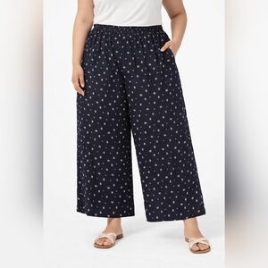 Torrid Size 2R Black Printed Wide Leg Pant Plus Size